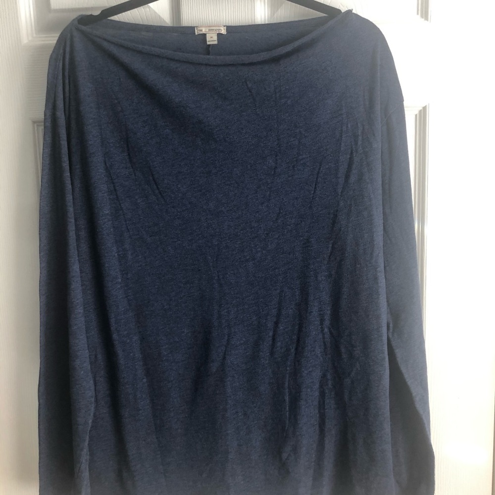 Long sleeve T-shirt